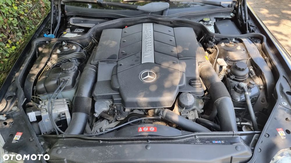 Mercedes-Benz SL - 12