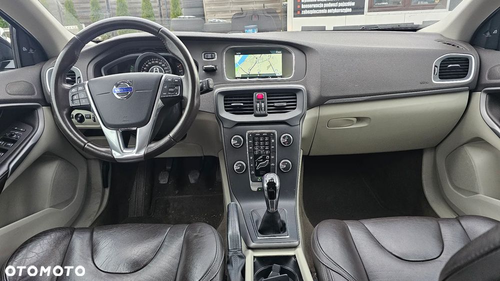 Volvo V40 Cross Country D2 Summum - 5