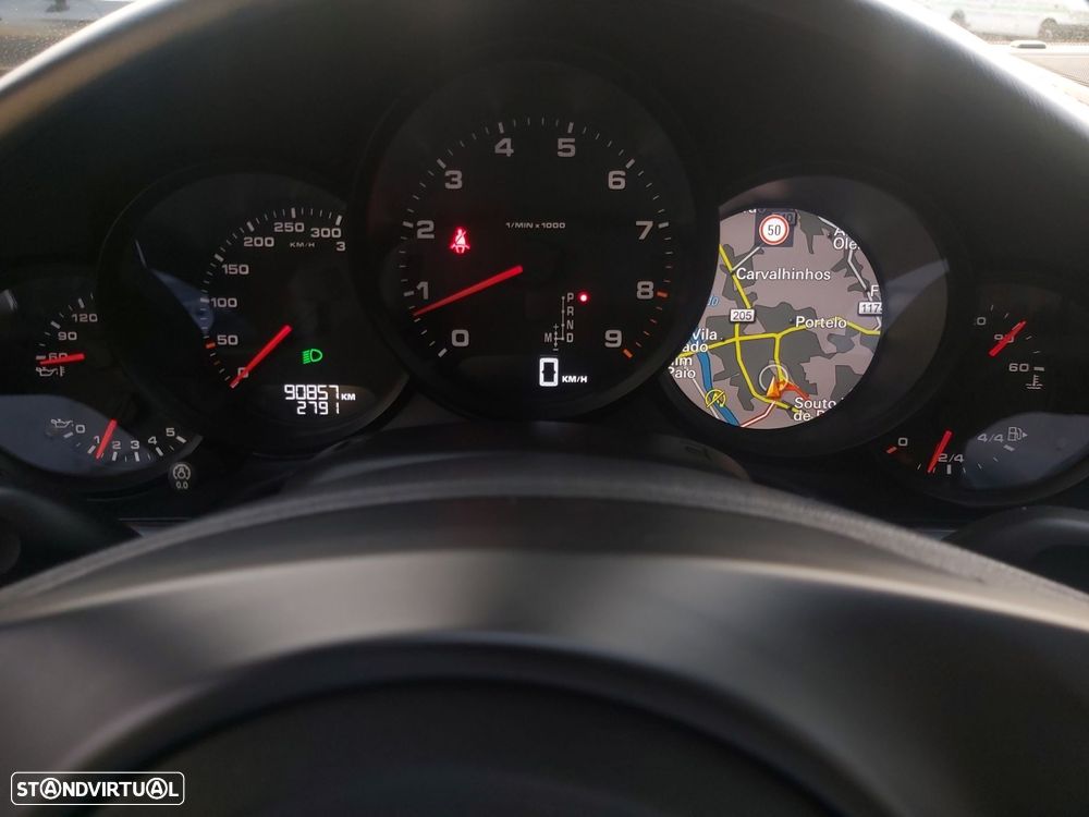 Porsche 911 (991) - 14