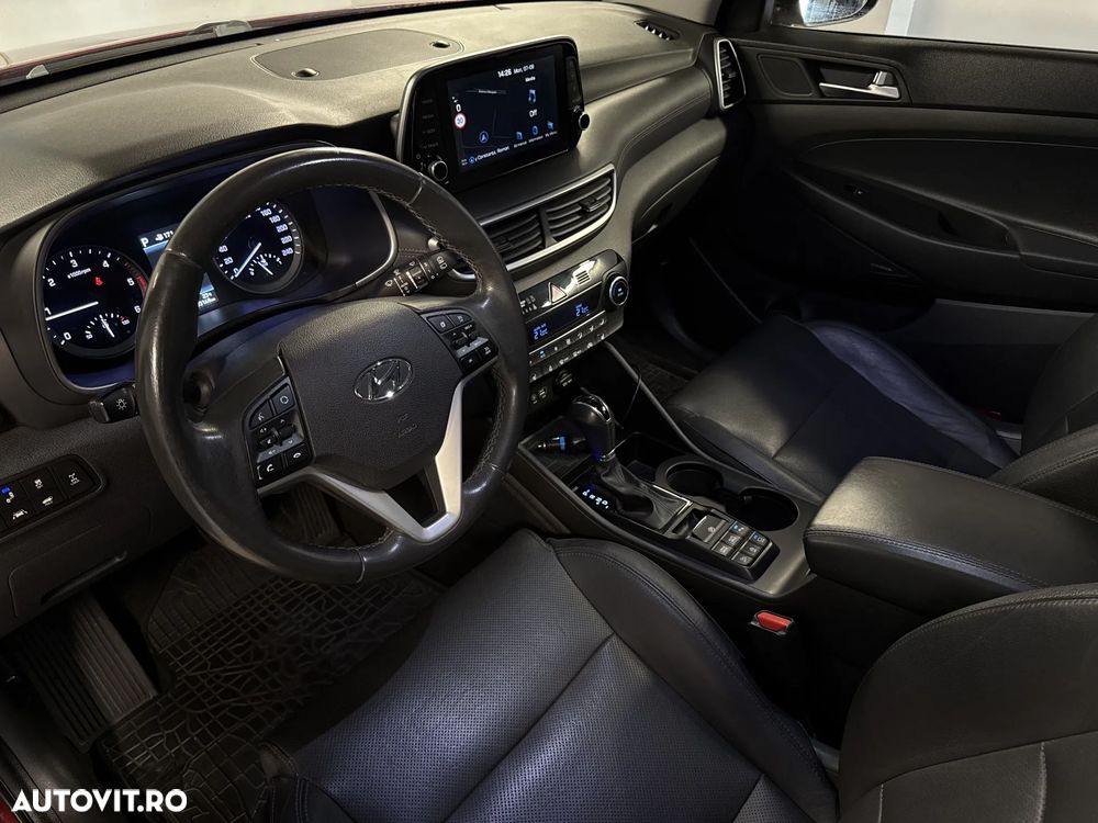 Hyundai Tucson 2.0 CRDI 4WD 6AT Luxury+ - 10