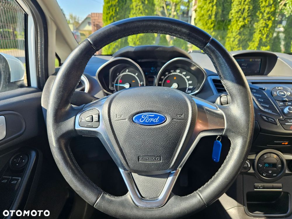 Ford Fiesta - 21