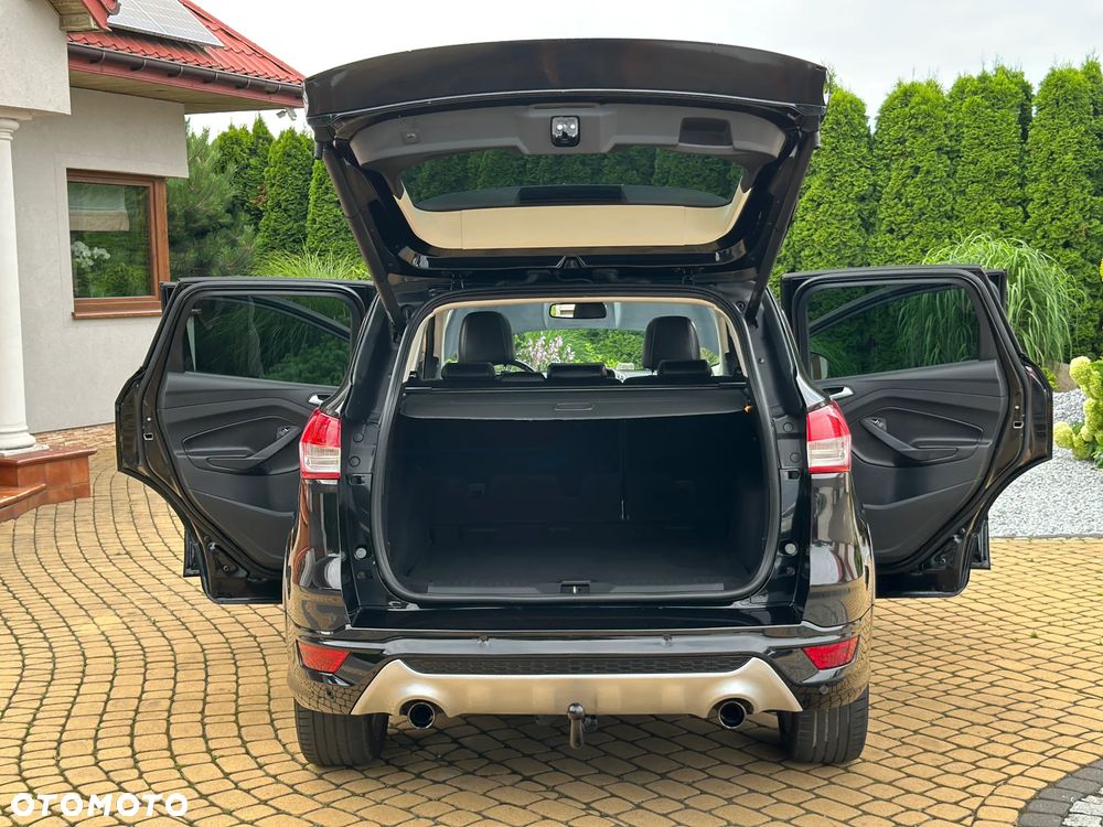 Ford Kuga 1.5 EcoBoost 4x4 Titanium - 37