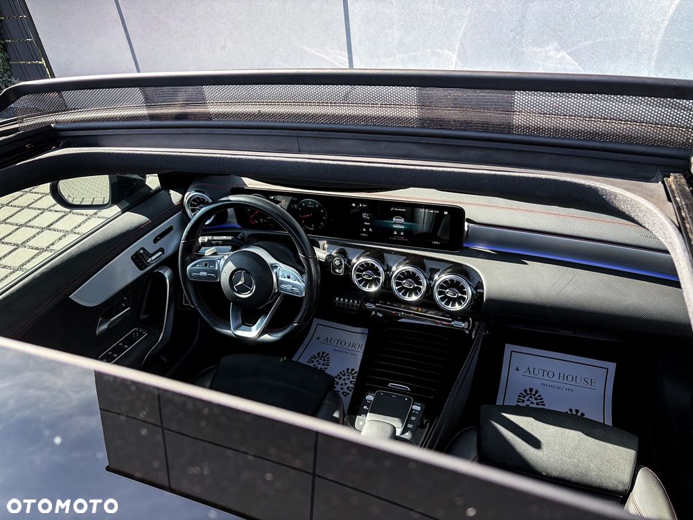 Mercedes-Benz CLA 200 7G-DCT AMG Line - 35