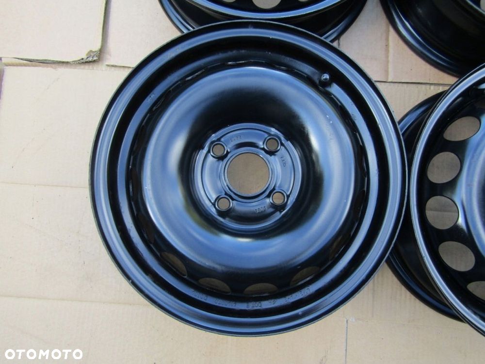 4x Felgi 14 Citroen C1 I II Toyota Aygo I II Peugeot 107 108 4,5 4x100 ET35 - 8