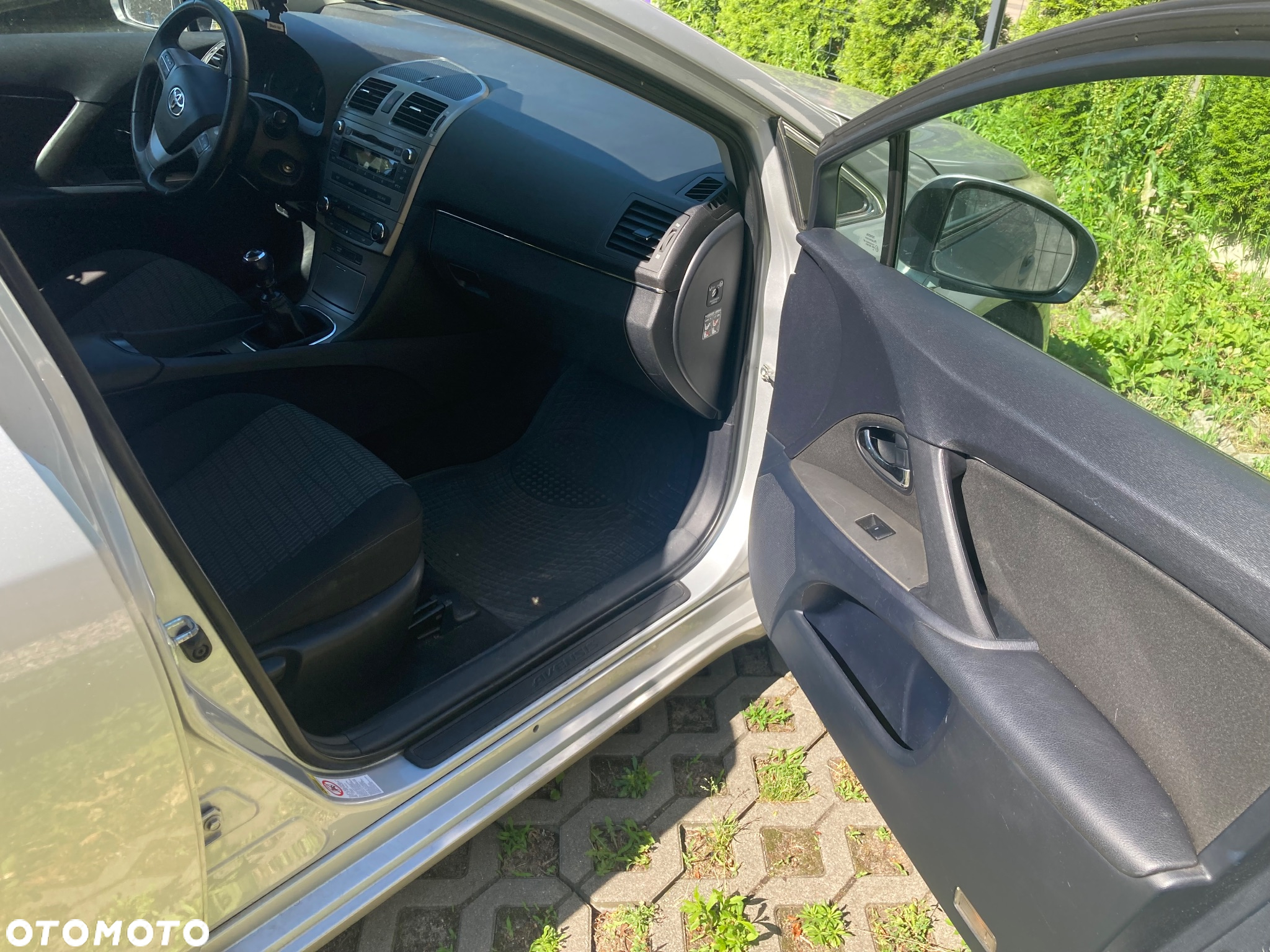Toyota Avensis - 6