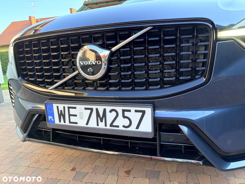 Volvo XC 60 B5 B AWD Ultra Dark - 4