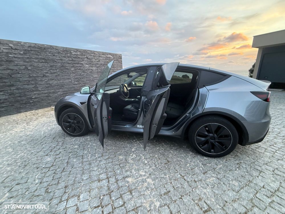 Tesla Model Y Tração Traseira - 10
