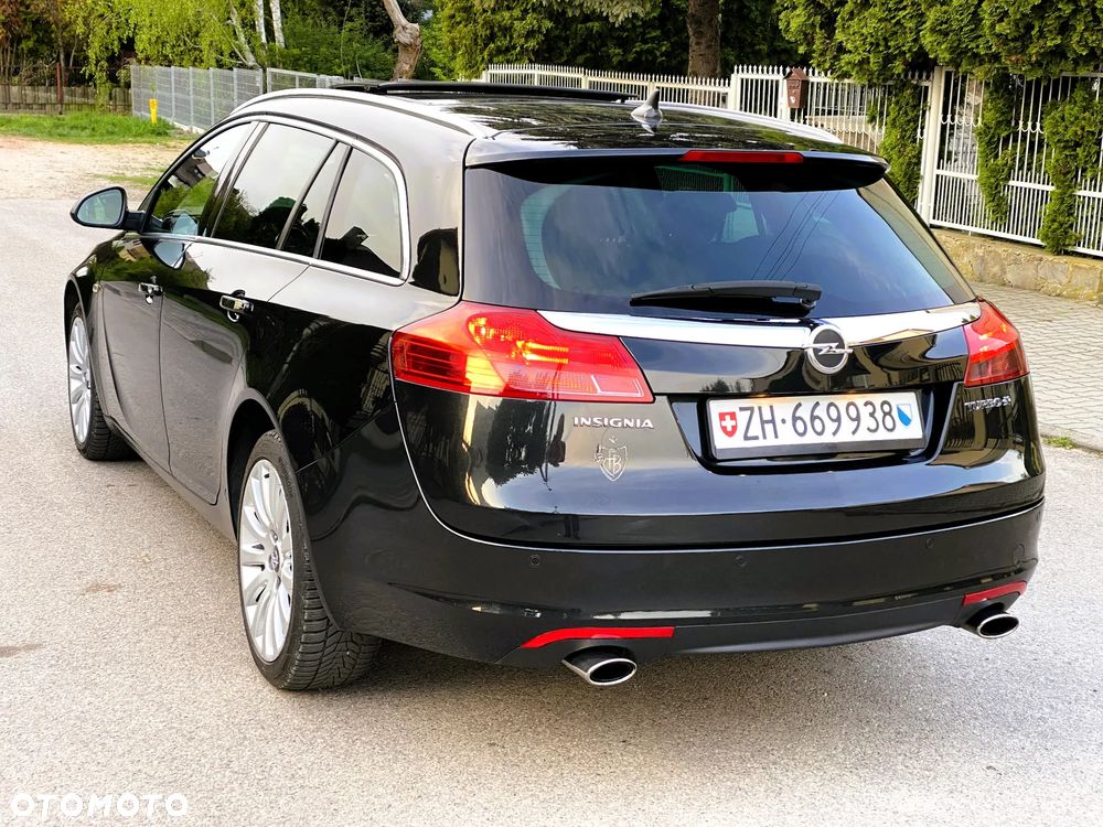 Opel Insignia 2.0 T Cosmo 4x4 - 9