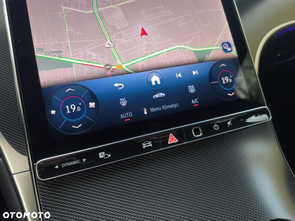 Mercedes-Benz GLC - 18