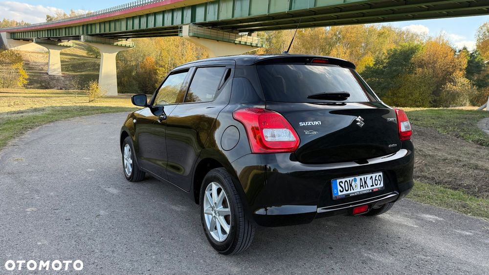 Suzuki Swift 1.2 Dualjet Allgrip Comfort - 6