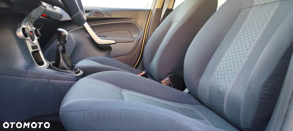 Ford Fiesta 1.25 Titanium - 29