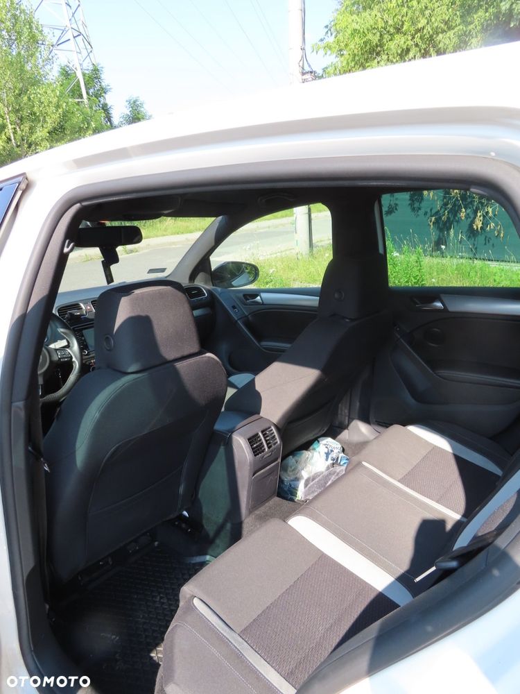 Volkswagen Golf - 15