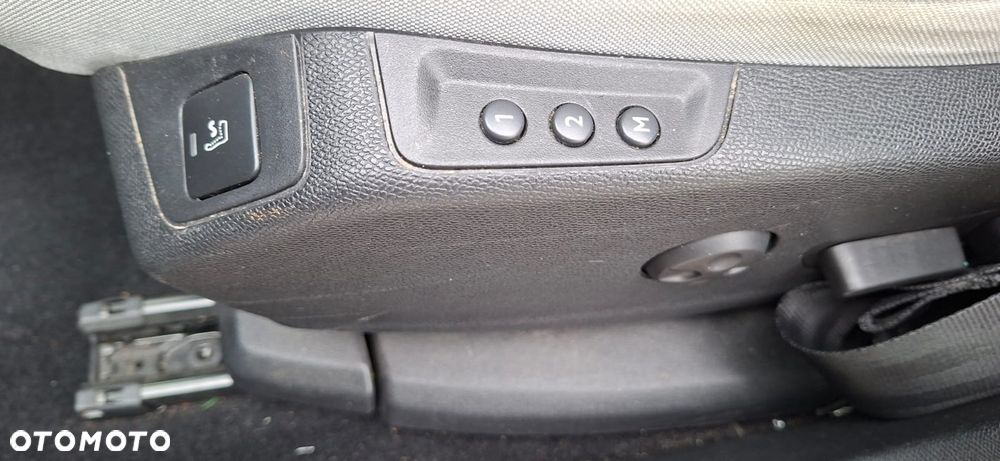 Peugeot 5008 PureTech 180 EAT8 Stop & Start Allure - 22