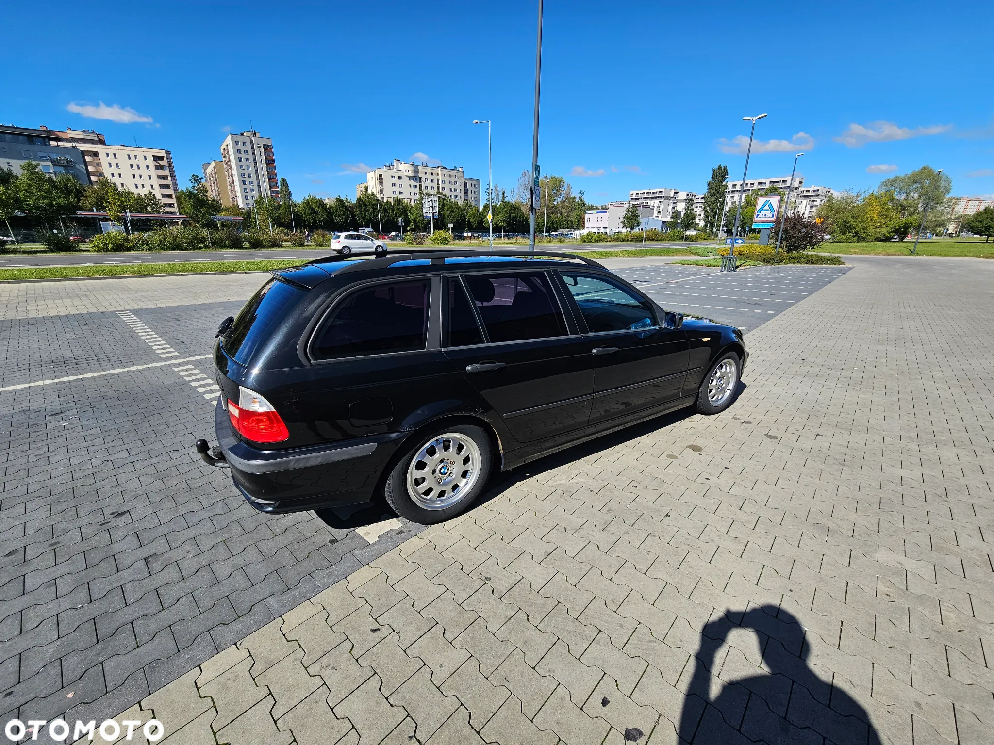BMW Seria 3 318i Touring - 2