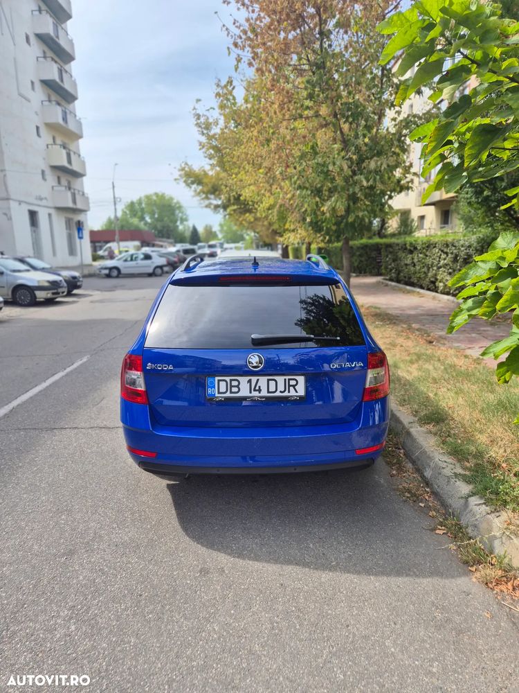 Skoda Octavia 1.6 TDI DSG Ambition - 7