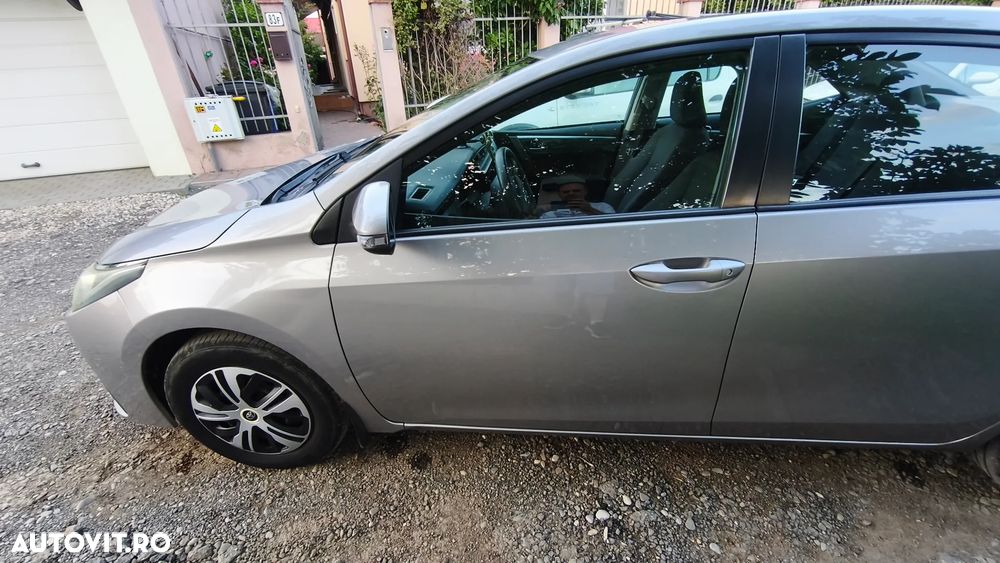 Toyota Corolla 1.6 Valvematic Terra - 14
