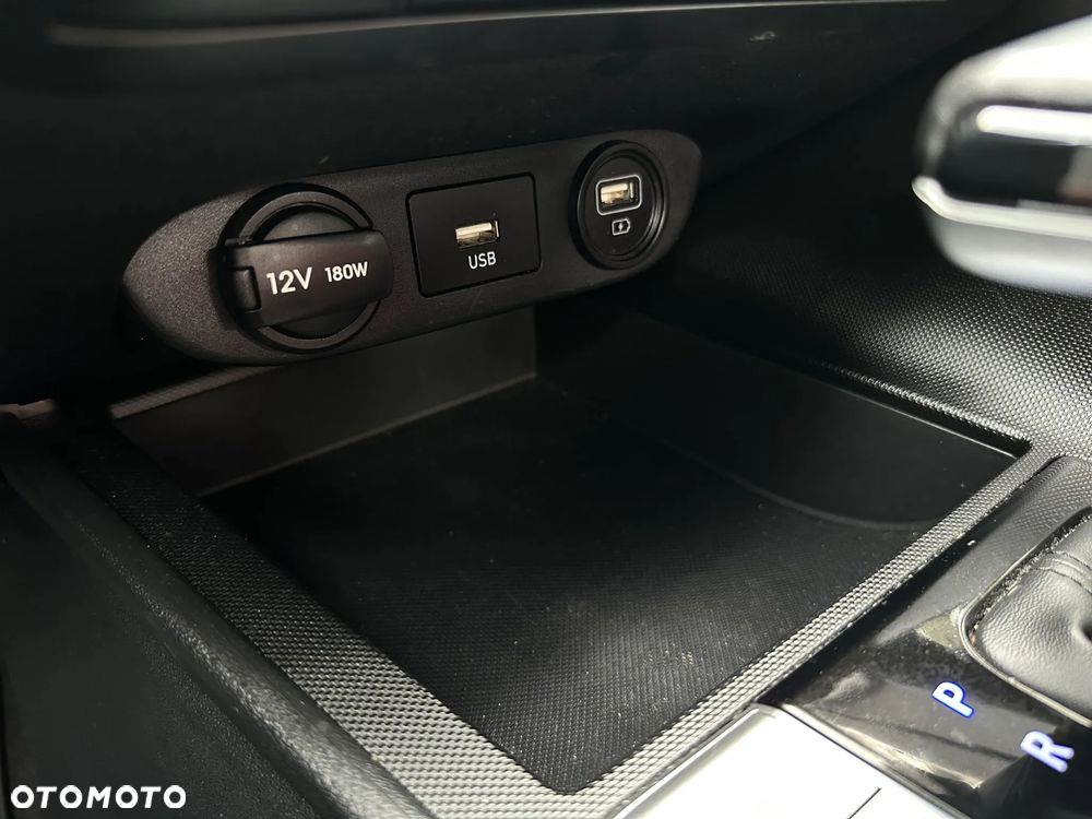 Hyundai Elantra 1.6 Modern CVT - 28