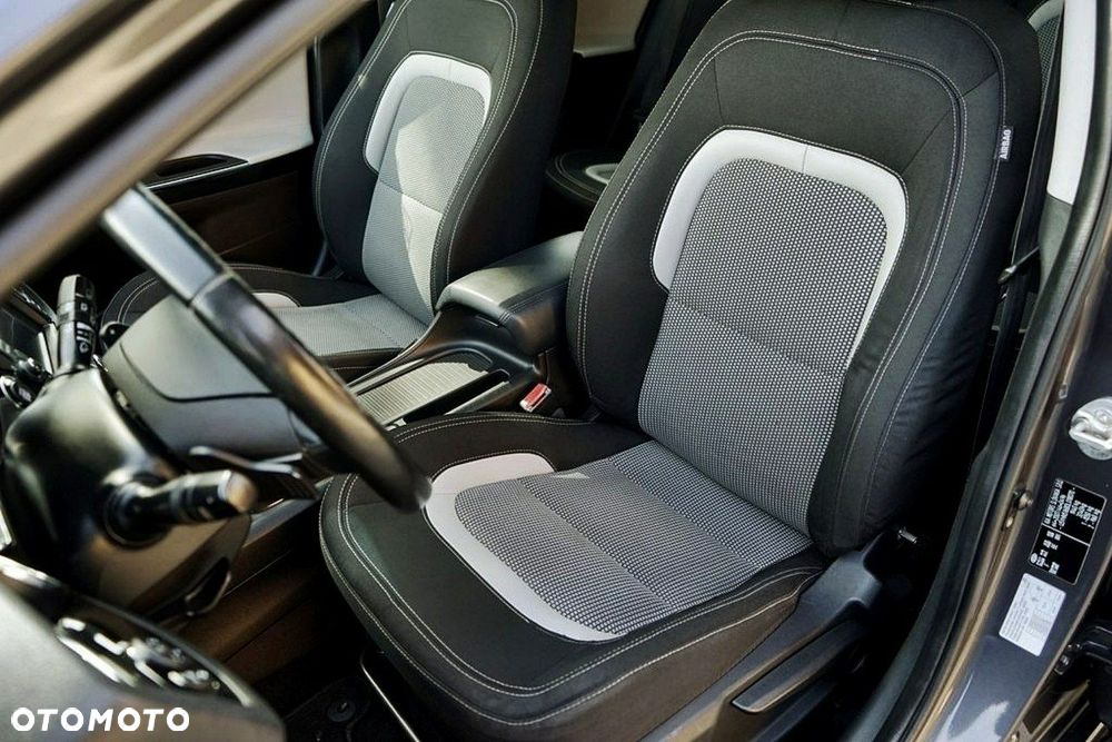 Kia Ceed - 21