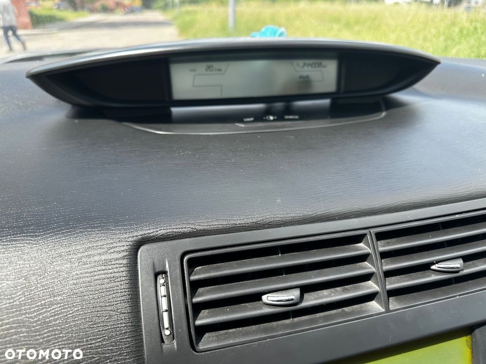 Citroën C4 1.6 HDi Impress - 7