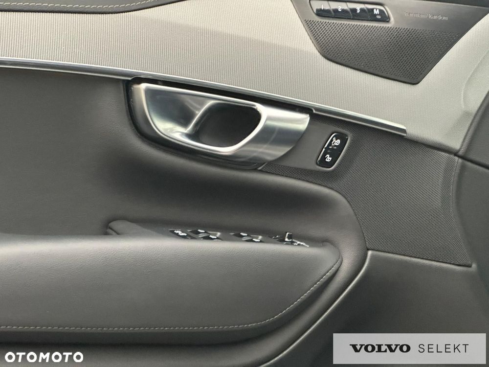 Volvo XC 90 - 18