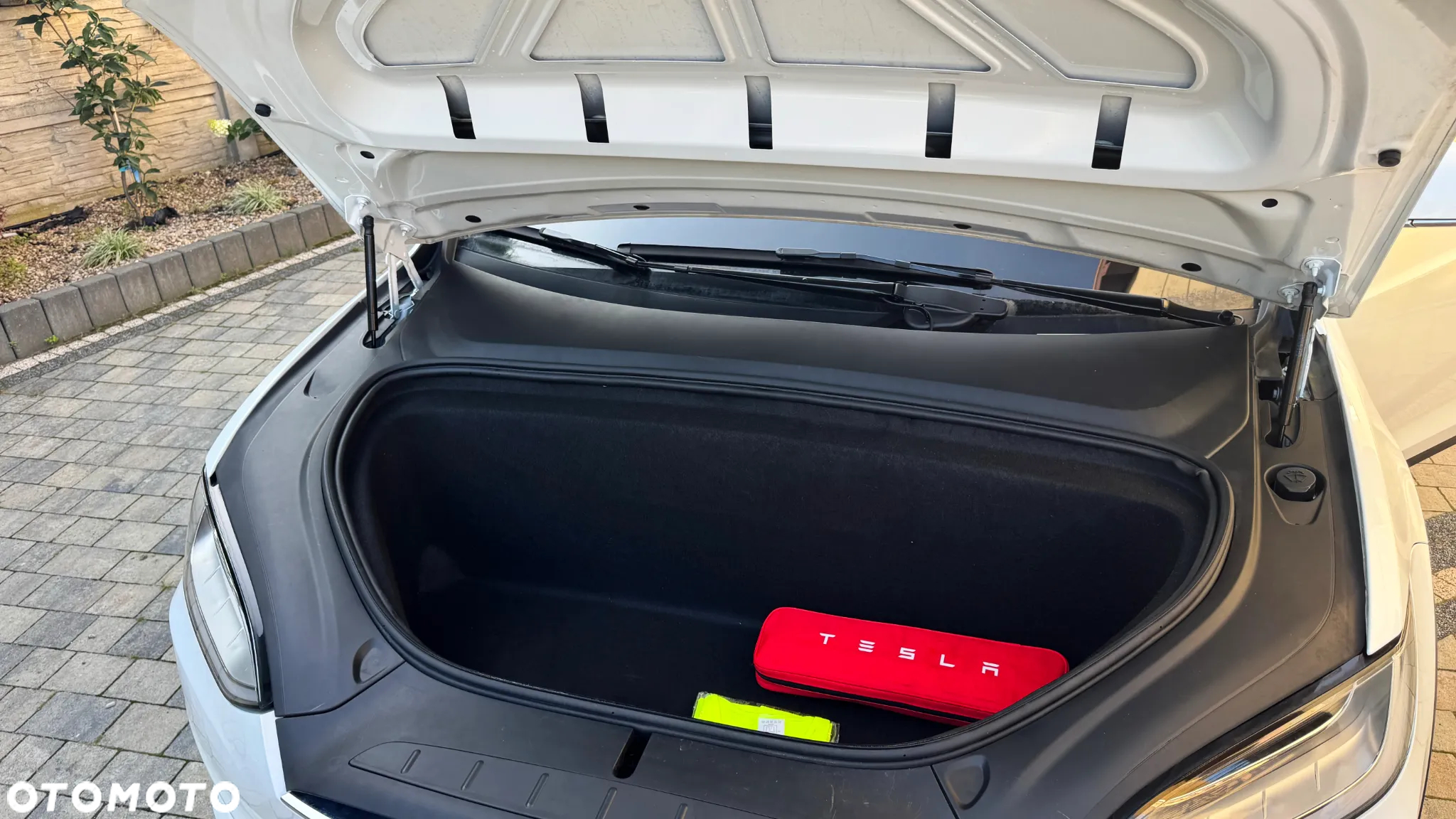 Tesla Model X Long Range Plus - 37