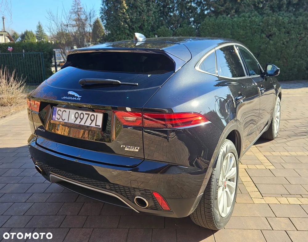 Jaguar E-Pace P250 AWD SE - 13