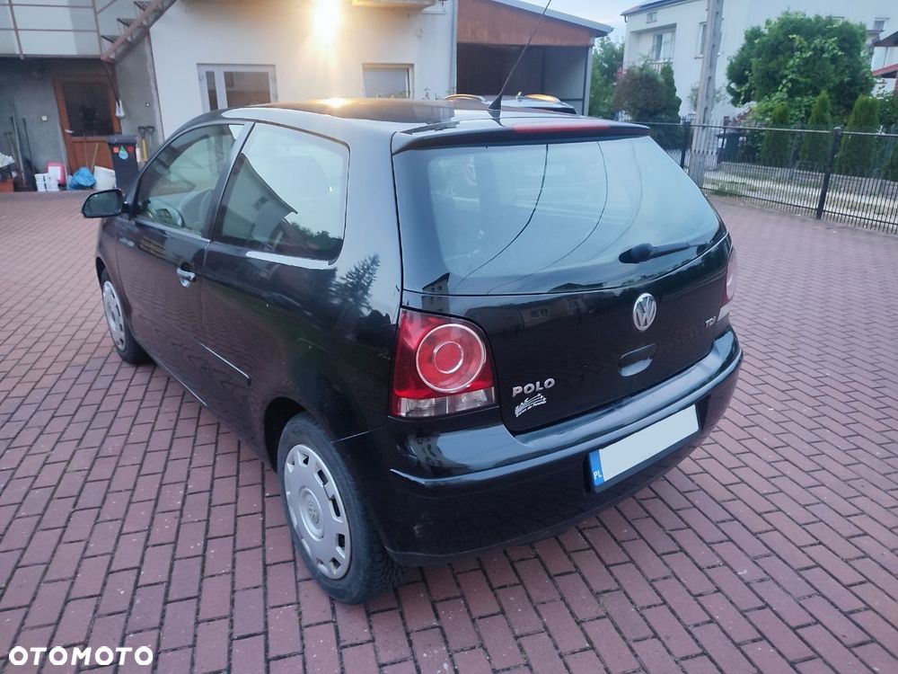 Volkswagen Polo 1.4 TDI Comfortline - 4