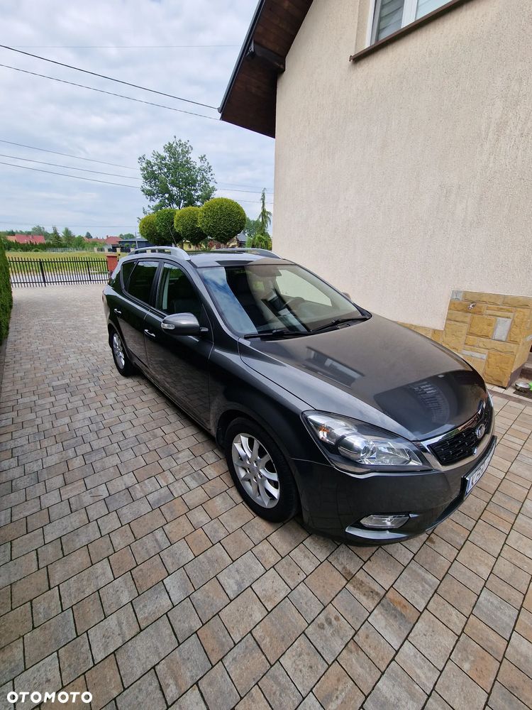 Kia Ceed 2.0 crdi Optimum + - 3