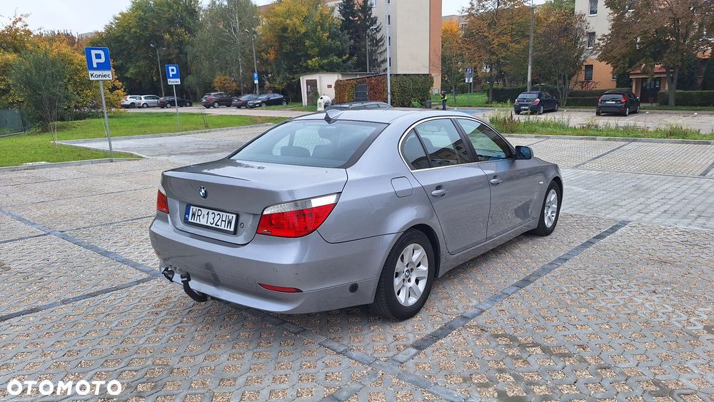 BMW Seria 5 523i - 9