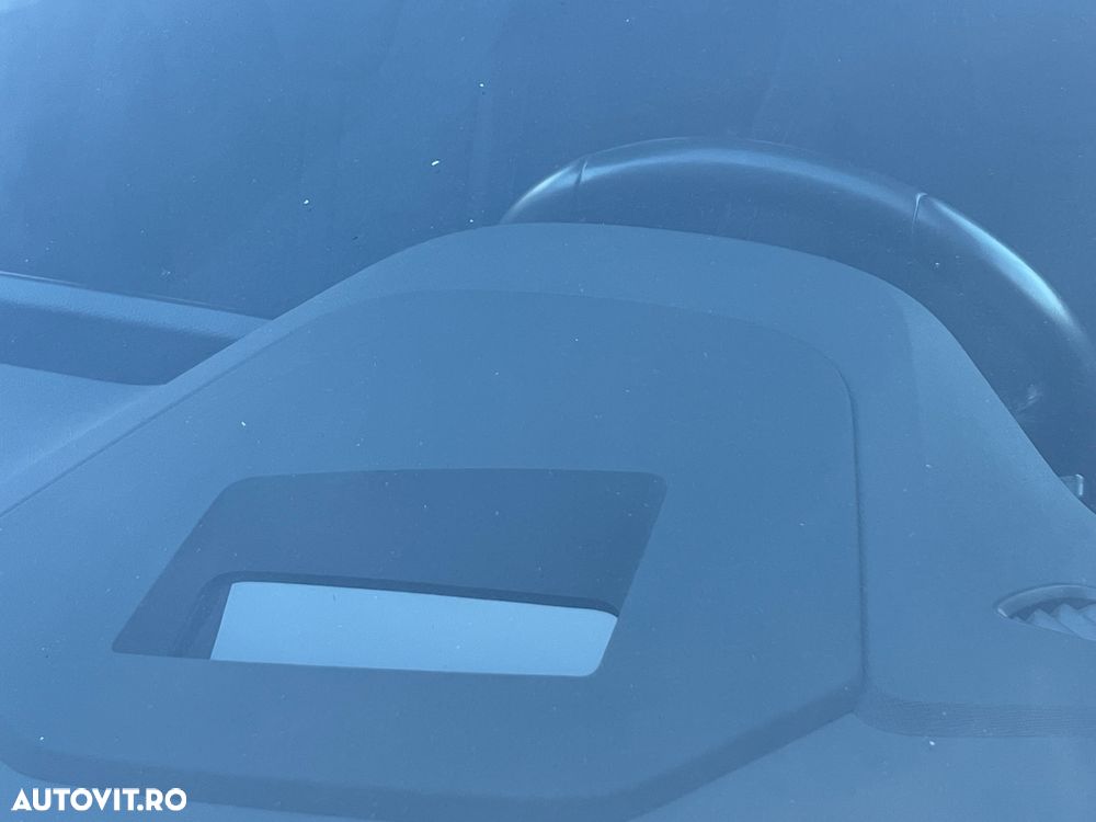 Skoda Octavia Combi 2.0 TDI DSG Exclusive - 34