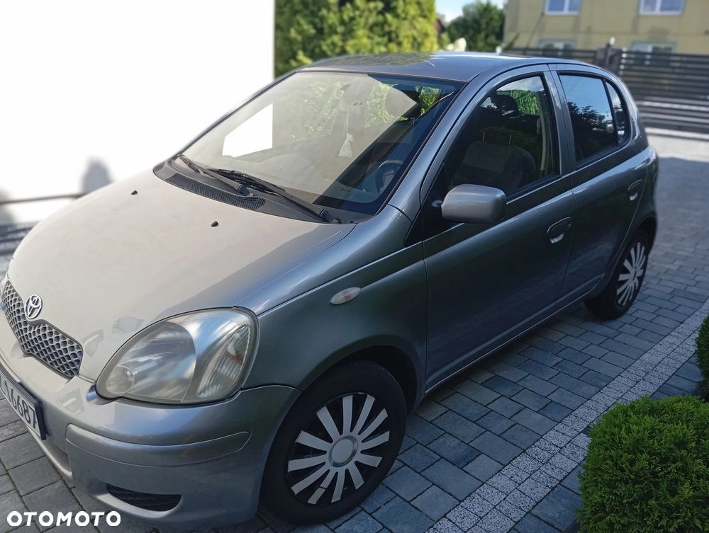 Toyota Yaris 1.0 Base - 3