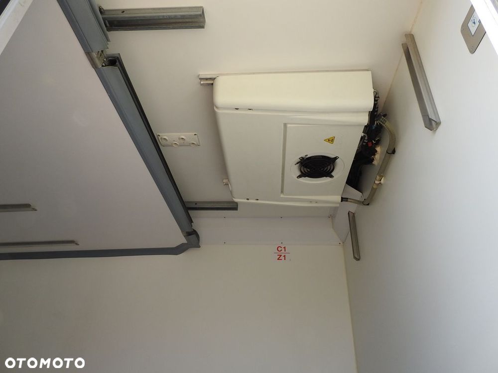 Iveco DAILY 35C15 KONTENER CHŁODNIA -12*C ZASILANIE 230V BLIŹNIACZE KOŁA  150KM - 20