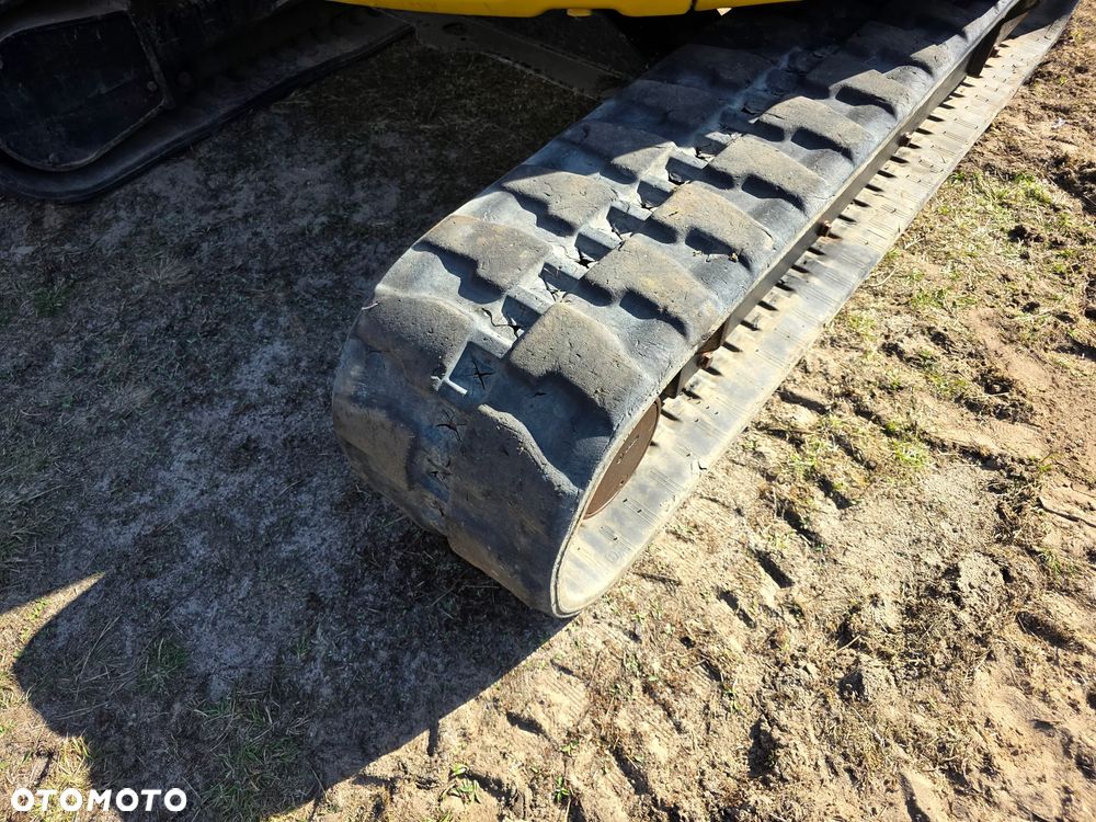 Caterpillar 305 - 17