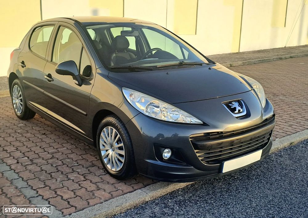 Peugeot 207 1.4 16V Active - 21
