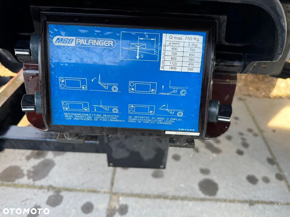Volkswagen CRAFTER BLIŻNIAKI KONTENER WINDA KLIMATYZACJA - 28