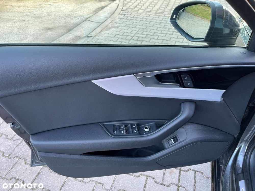 Audi A4 Avant 35 TDI S tronic S line - 25