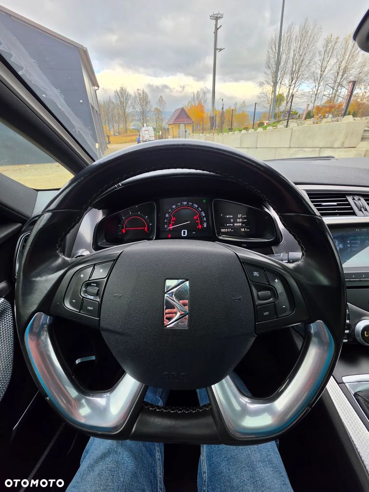 Citroën DS5 THP 200 SoChic - 15
