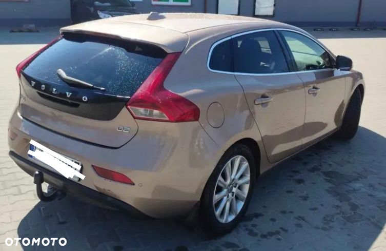 Volvo V40 D2 Summum - 6