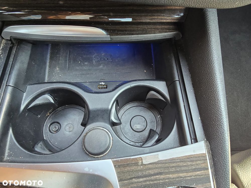 BMW Seria 5 - 13