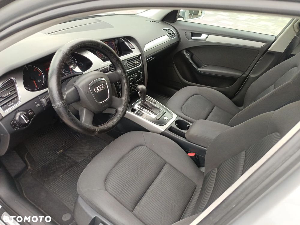 Audi A4 Avant 2.0 TDI DPF multitronic Ambiente - 20