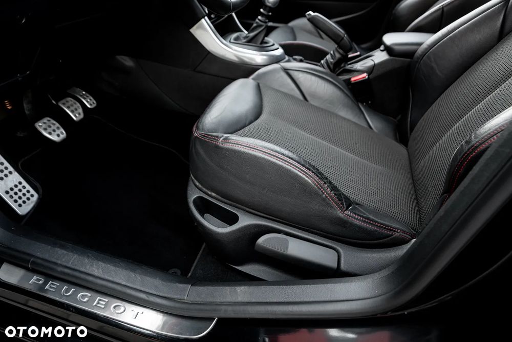 Peugeot 308 1.6 THP GTi - 16