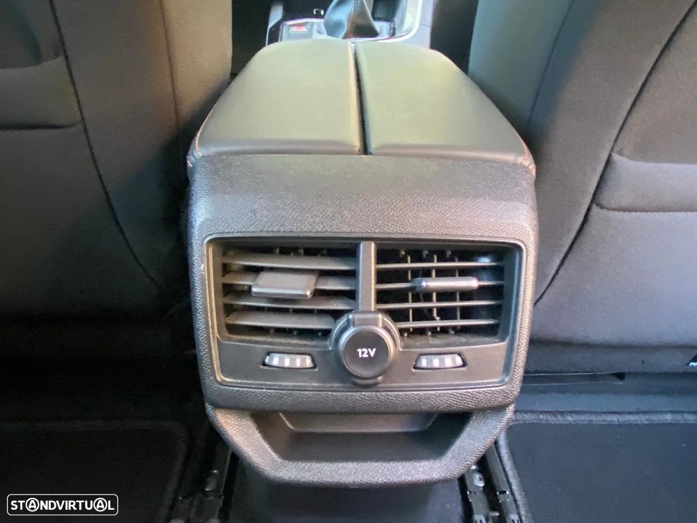 Peugeot 3008 1.5 BlueHDi Style - 11
