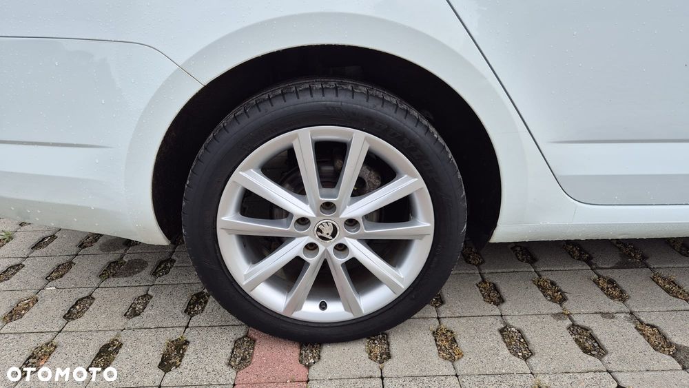Skoda Octavia 1.4 TSI DSG Ambition - 20