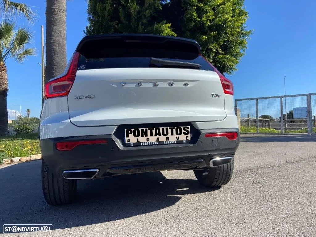 Volvo XC 40 1.5 T3 R-Design Geartronic - 31