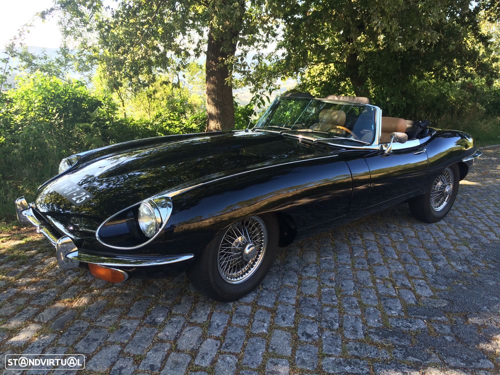 Jaguar E-Type - 1