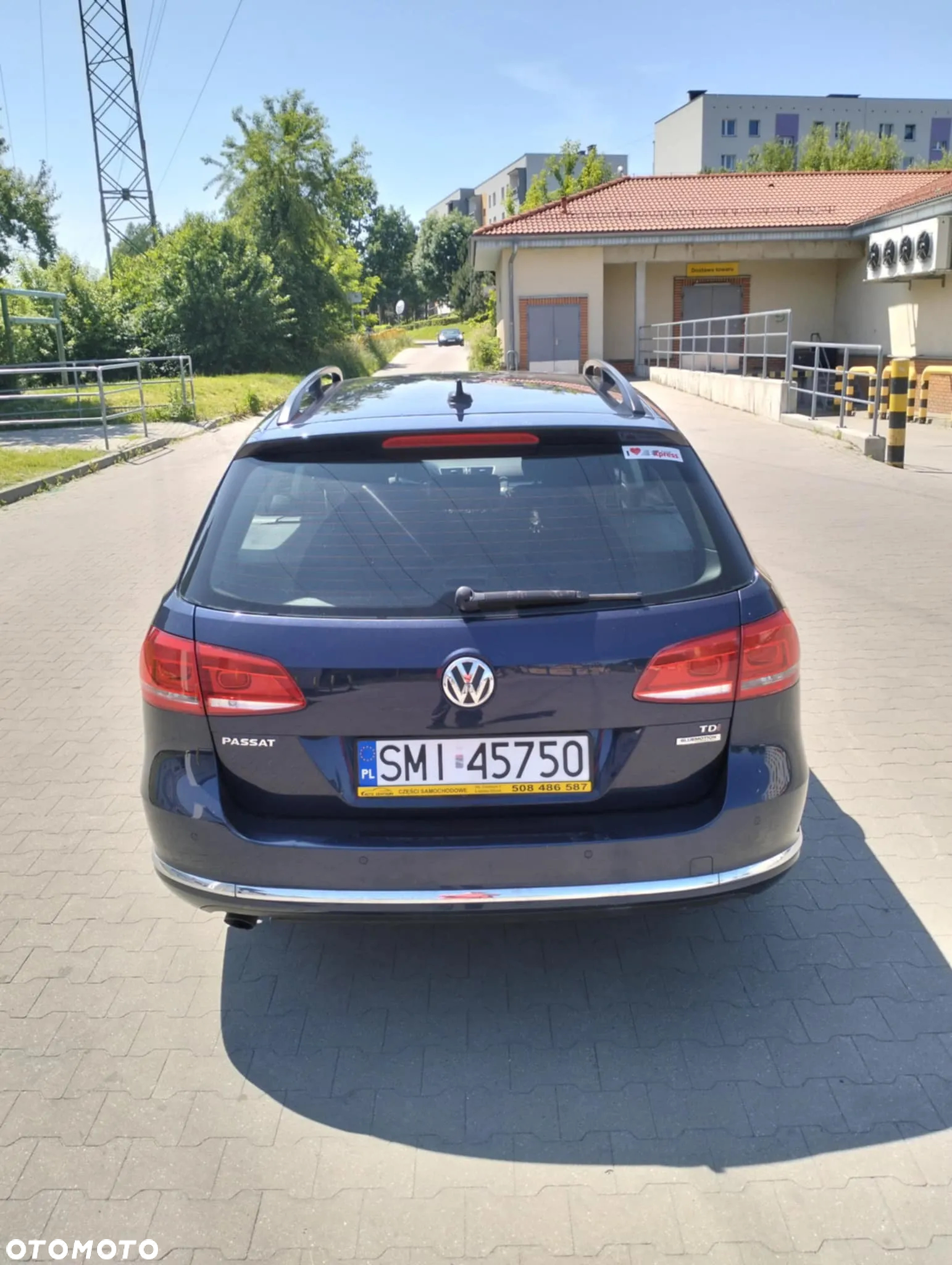 Volkswagen Passat 1.6 TDI Comfortline - 25
