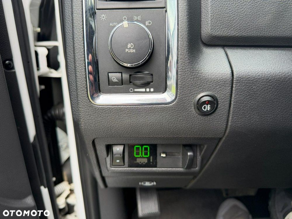 Dodge RAM 5.7 4x4 - 20