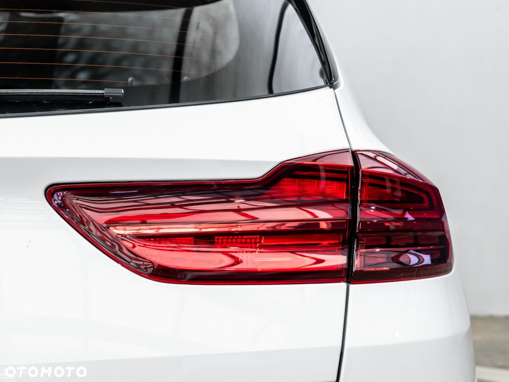 Kia Ceed 1.5 T-GDI M - 10