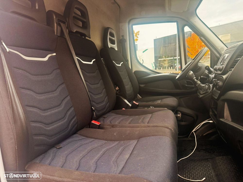 Iveco Daily 2.3 35S14 L5H2 18m3 - 12