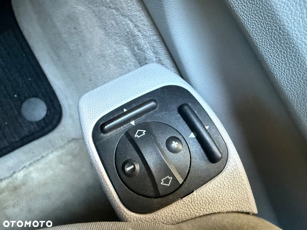 Mercedes-Benz GL 320 CDI 4Matic 7G-TRONIC - 36